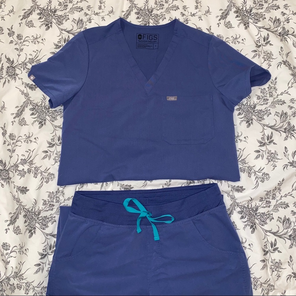 Limited edition Big Sky Figs scrub set Small